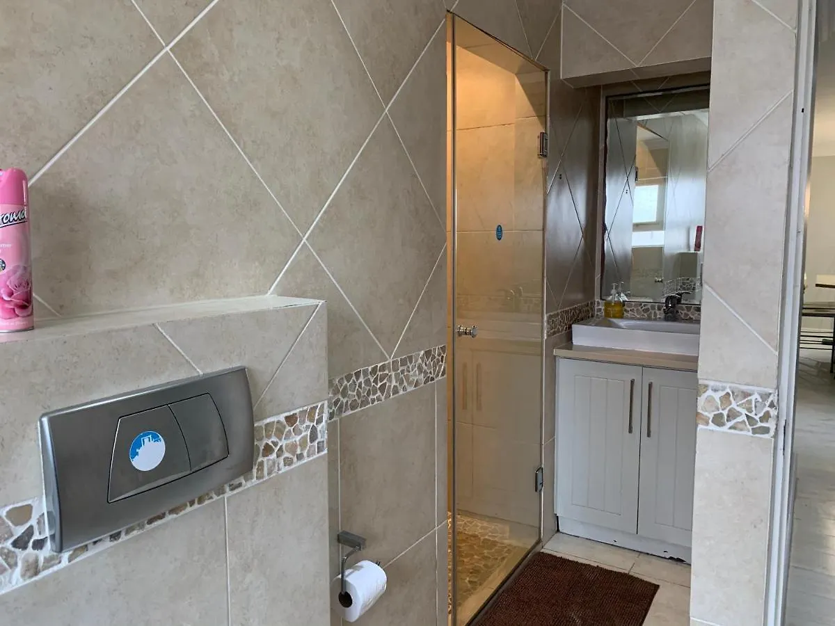 Oceansnest Guest House Bloubergstrand 0*,