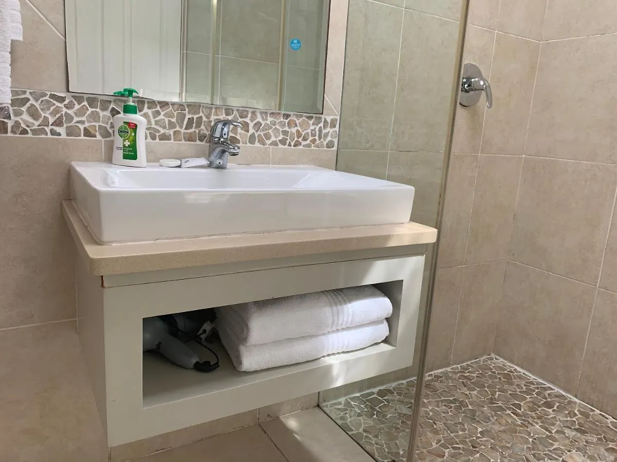 Oceansnest Guest House Bloubergstrand