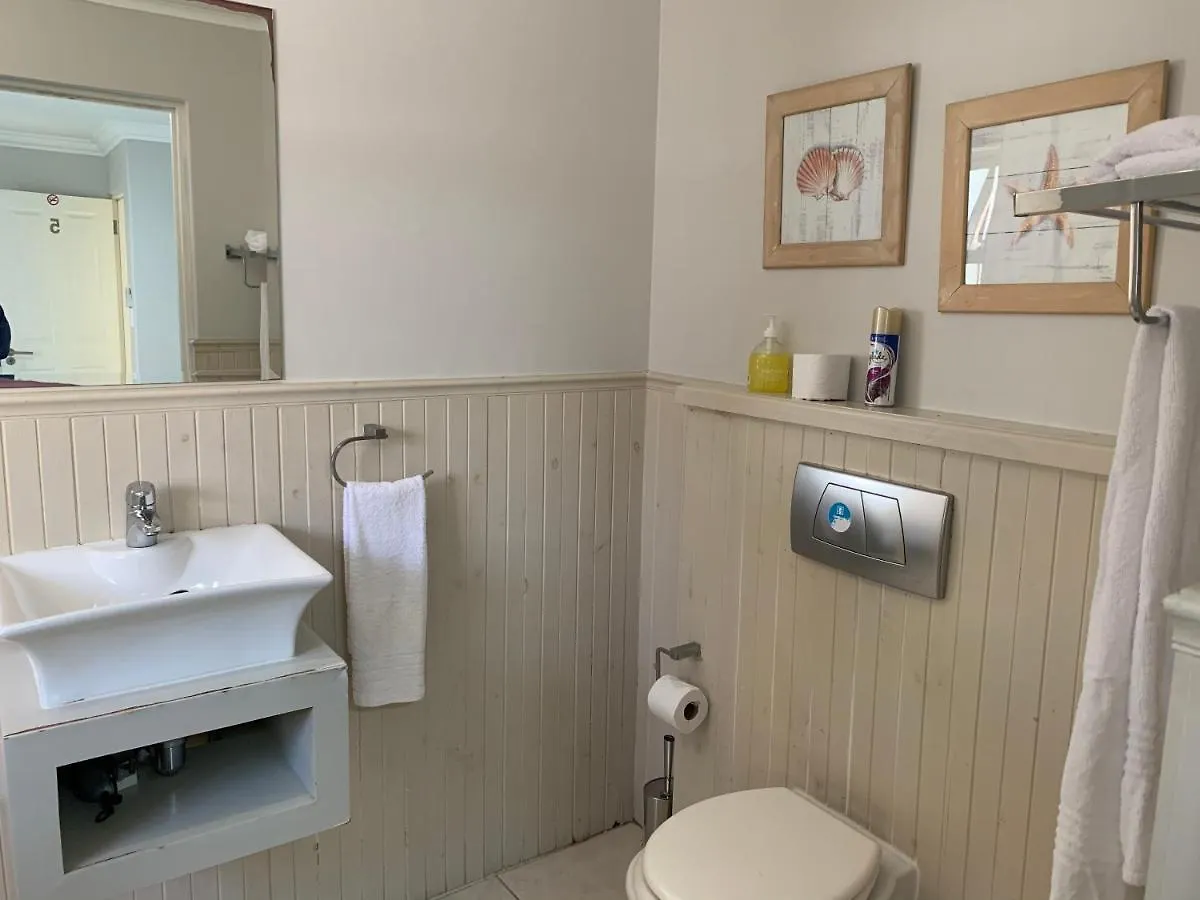 Oceansnest Guest House Bloubergstrand 0*,