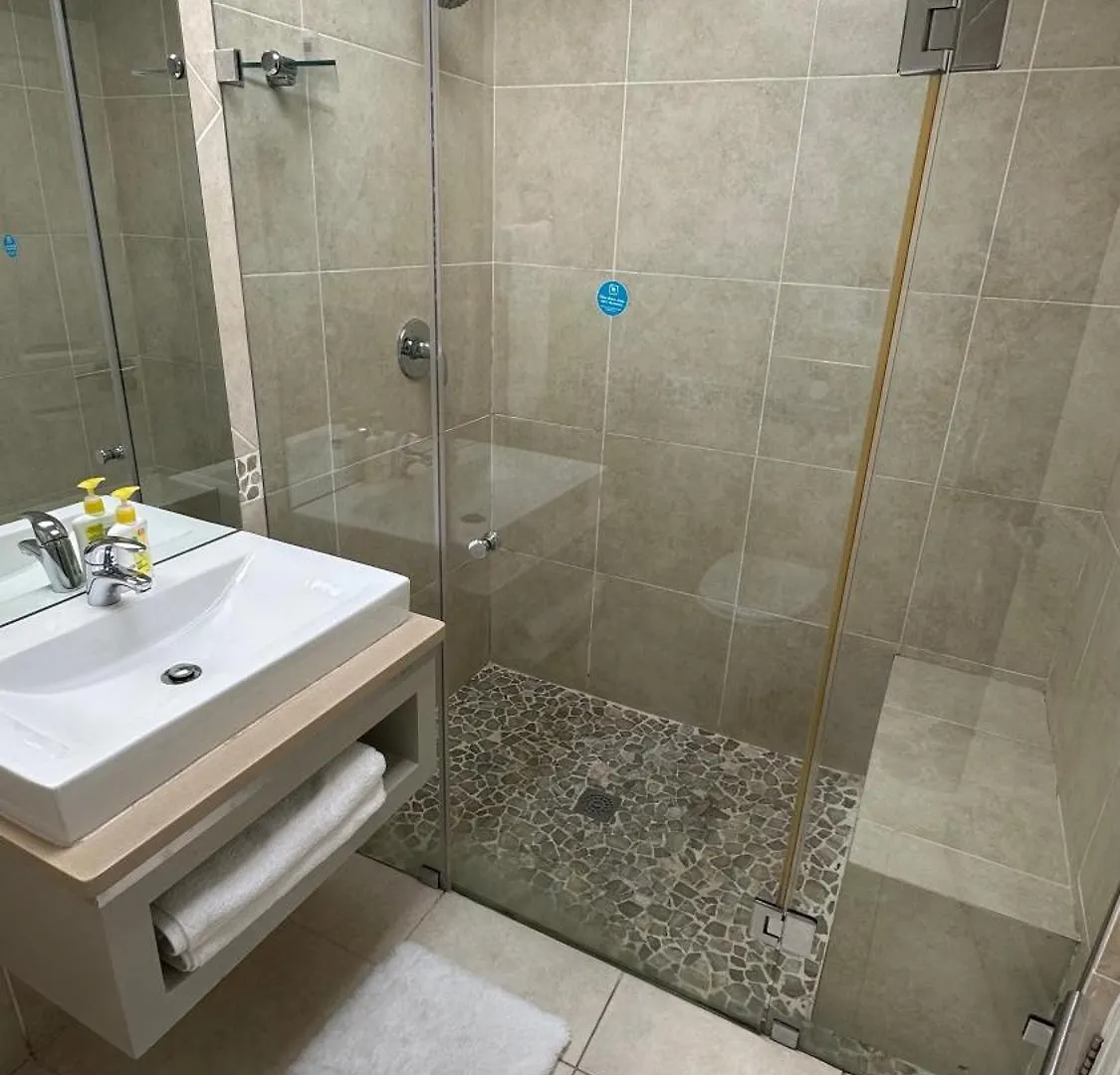 Oceansnest Guest House Bloubergstrand