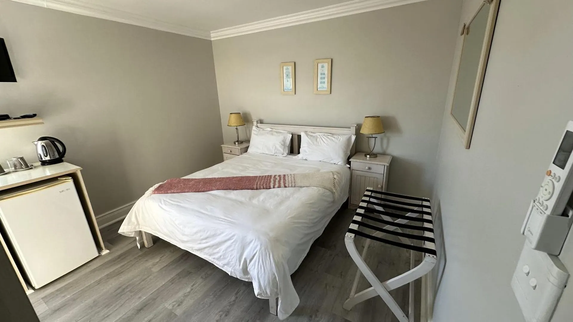 Oceansnest Guest House Bloubergstrand Güney Afrika