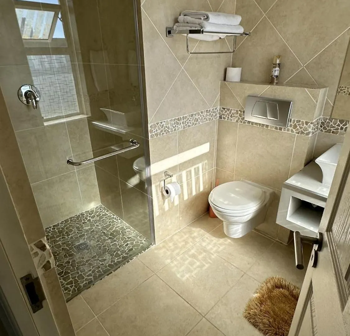Oceansnest Guest House Bloubergstrand