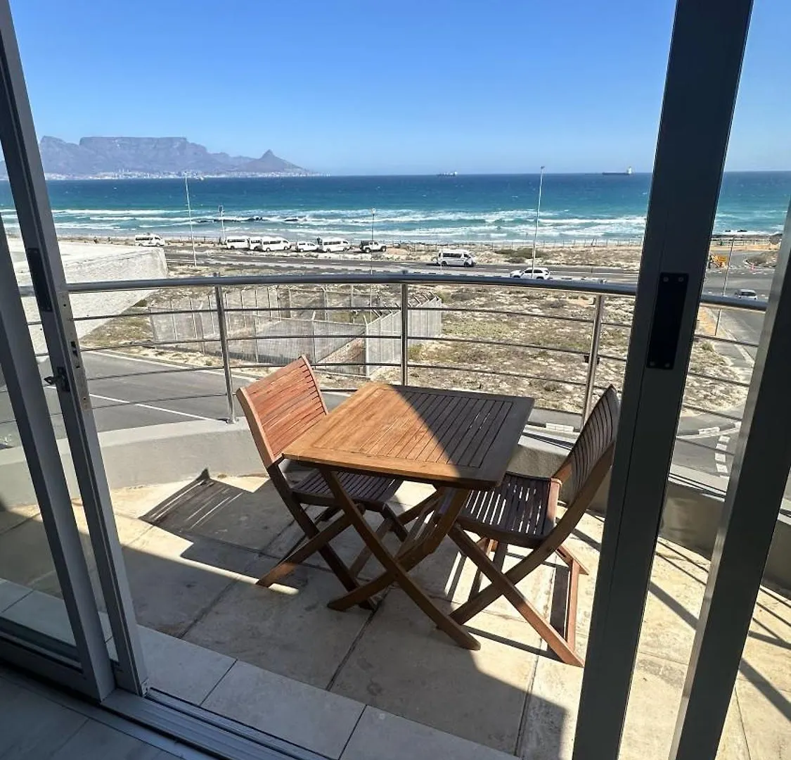 Oceansnest Guest House Bloubergstrand 0*,