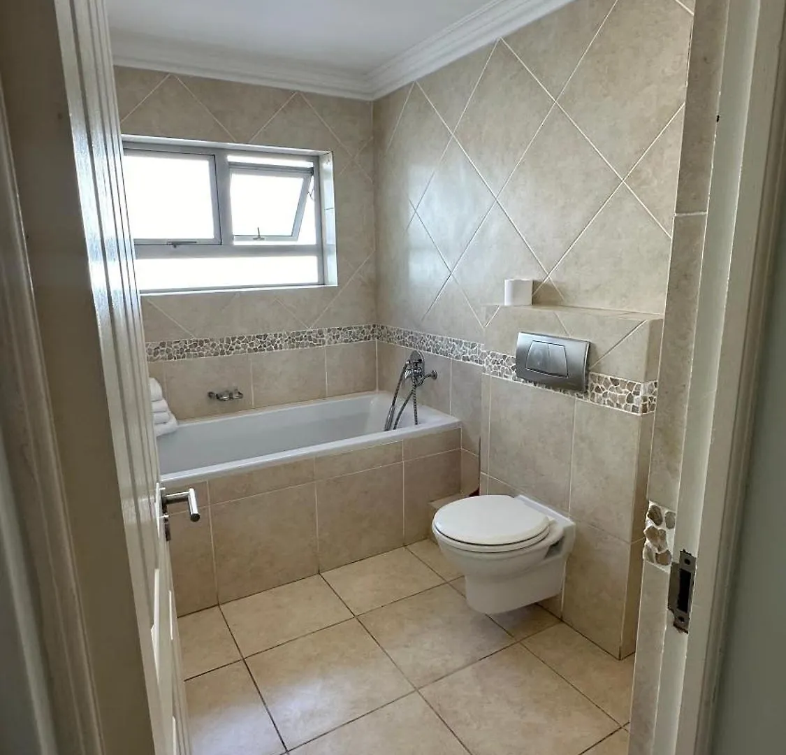Oceansnest Guest House Bloubergstrand 0*,  Güney Afrika