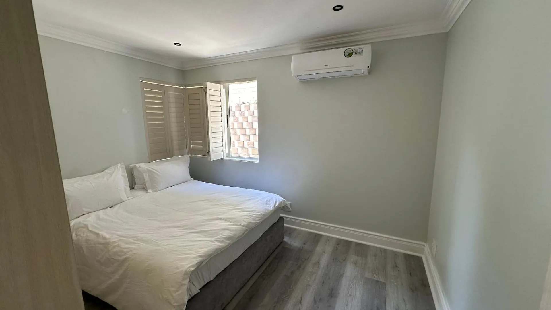 Oceansnest Guest House Bloubergstrand Güney Afrika